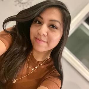 Meet your Posher, Xiomara